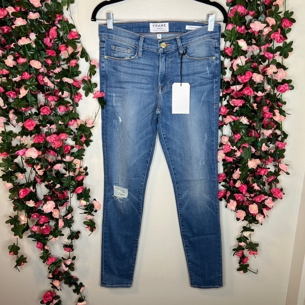 FRAME Le Skinny de Jeanne Jeans in Carson Women’s Distressed NWT Jeans 🌹